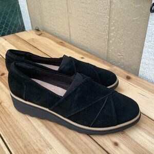 Clarks Black Suede Loafers Versatile Flats in new condition